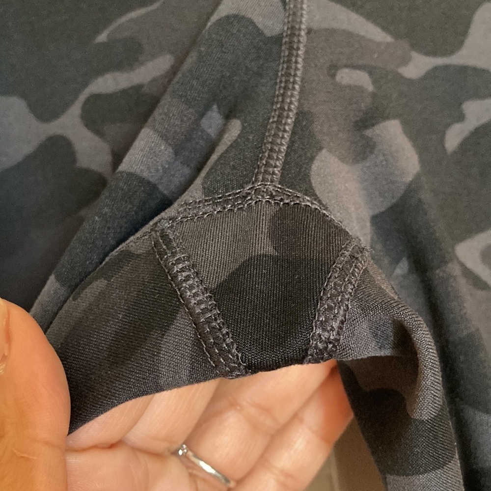 DANSKIN HIGH RISE LEGGINGS WOMEN SIZE M CAMO PRINT - Picture 11 of 13